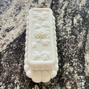 Vintage Westmoreland Paneled Grape Butter Dish With Cover